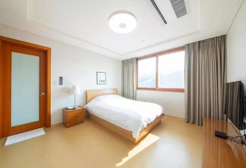 Elysian Gangchon Resort