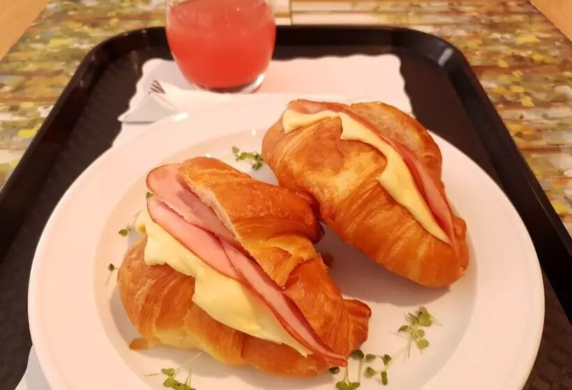 Fitzherbert Castle Motel