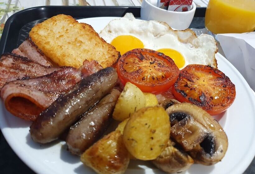 Fitzherbert Castle Motel