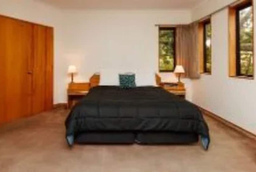 Fitzherbert Castle Motel