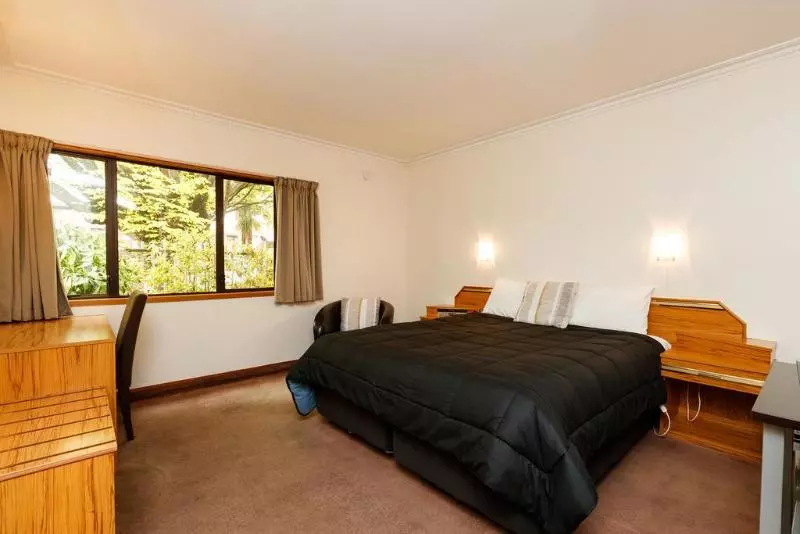 Fitzherbert Castle Motel