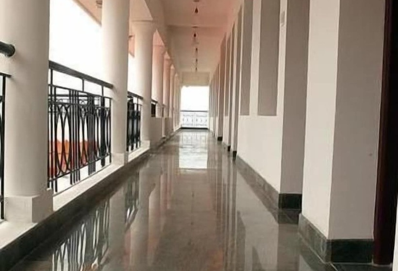 ホテル Apple Valley