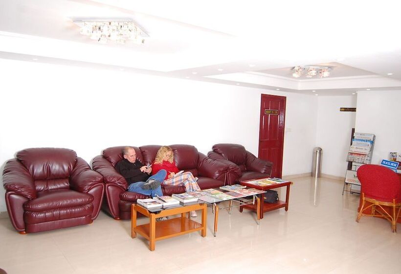 ホテル Apple Valley