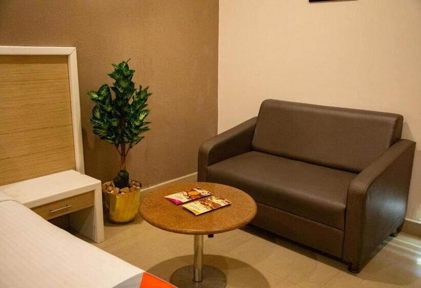 בית מלון כפרי Arunaachalaa Resiidency