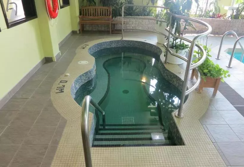 酒店 Days Inn By Wyndham Levis