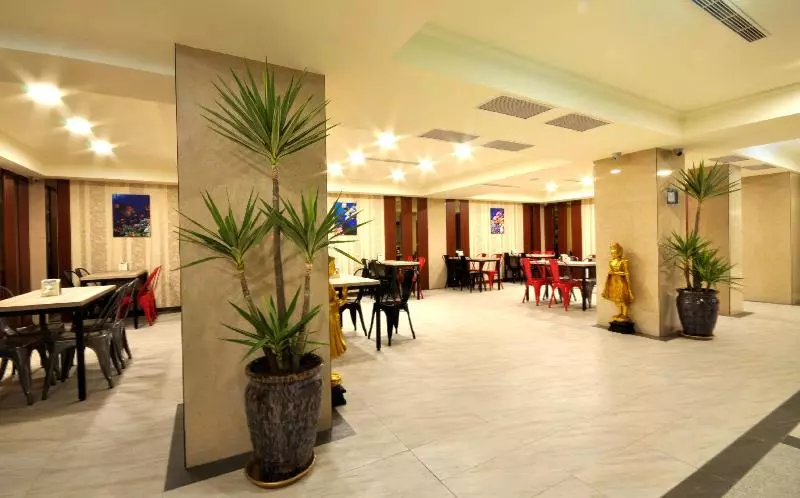 Fish Hotel   Yancheng