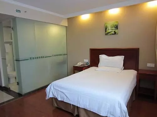 Отель Greentree Inn Nantong Jiaoyu Road