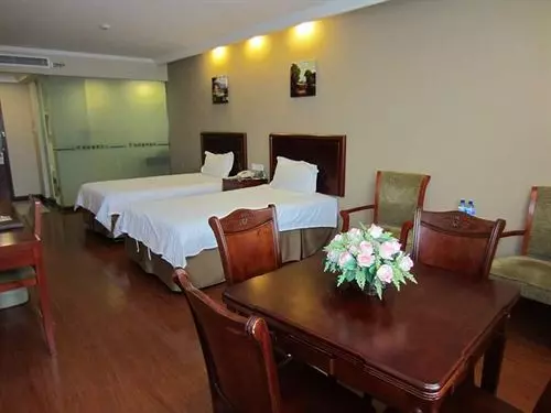 Отель Greentree Inn Nantong Jiaoyu Road