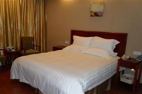 Отель Greentree Inn Nantong Jiaoyu Road