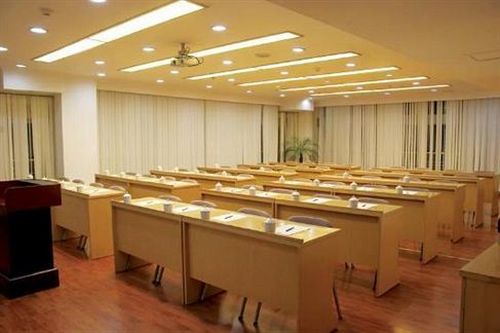 Отель Hangzhou Commercial Center