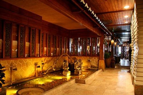 Отель Hangzhou Commercial Center