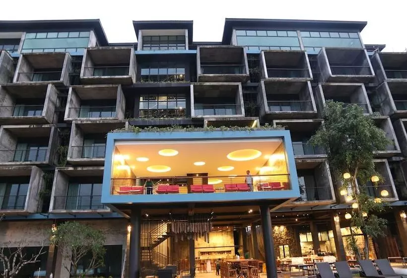 Hotelli Inthira Vang Vieng