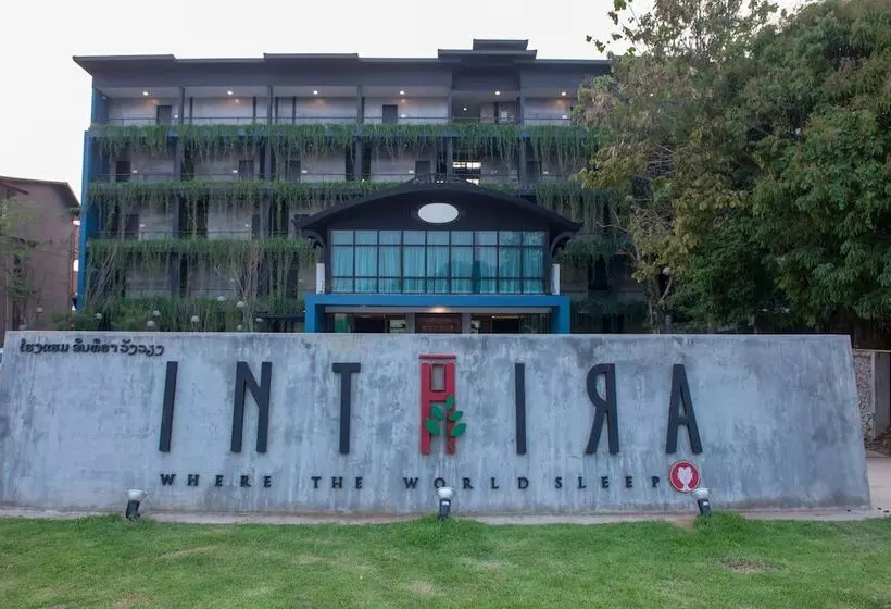 Hotelli Inthira Vang Vieng