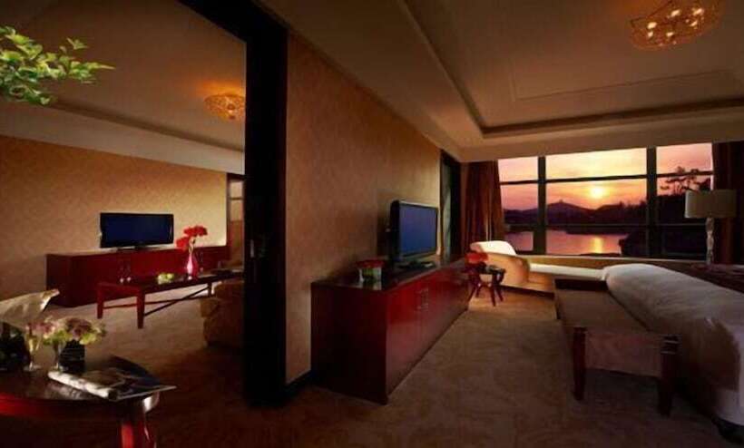 酒店 New Century Fengming Resort Zaozhuang