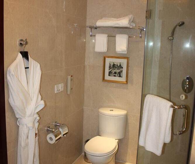 酒店 New Century Fengming Resort Zaozhuang