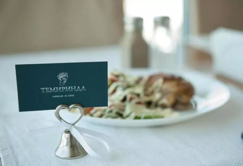 ホテル Temirinda