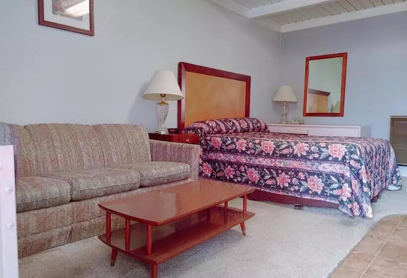 مُتل Kootenay Country Inn