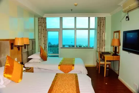 Sanya Hot Spring Seaview Resort