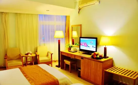 Sanya Hot Spring Seaview Resort