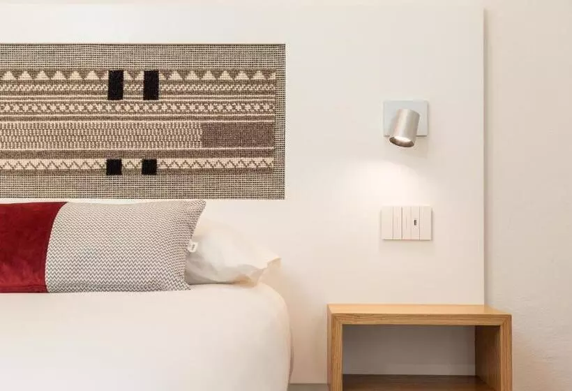 ベッドアンドブレックファースト Domu Qirat   Authentic Rooms & Terraces