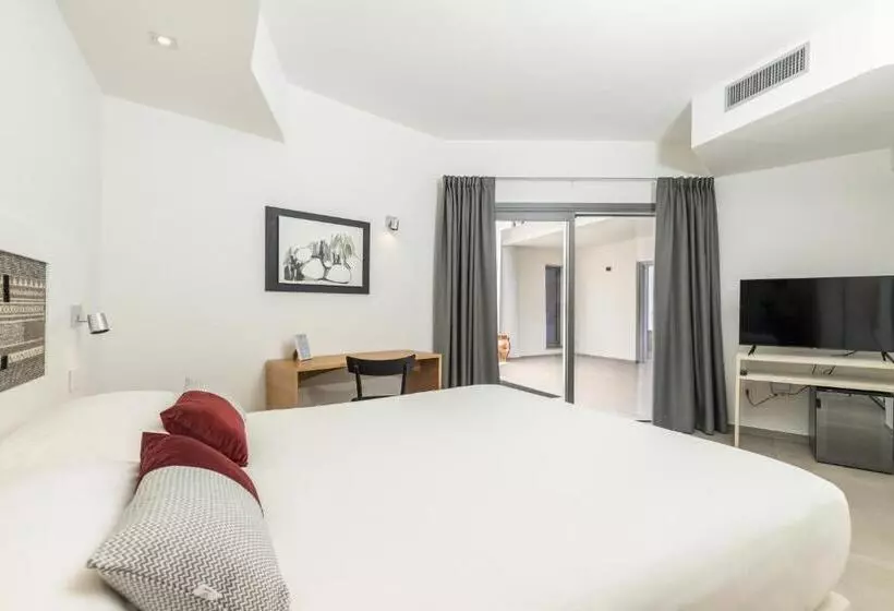 ベッドアンドブレックファースト Domu Qirat   Authentic Rooms & Terraces