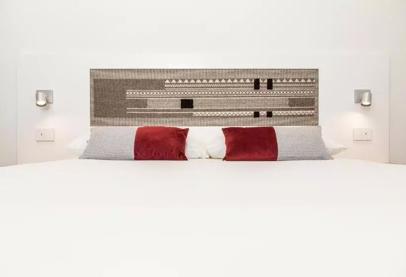 ベッドアンドブレックファースト Domu Qirat   Authentic Rooms & Terraces