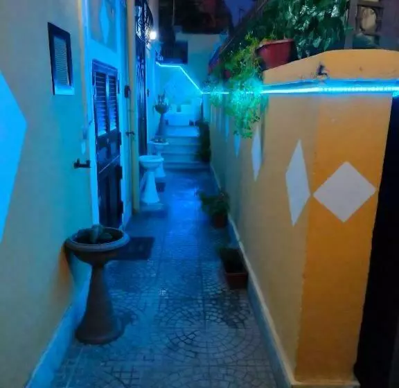 تختخواب و صبحانه Lungomare