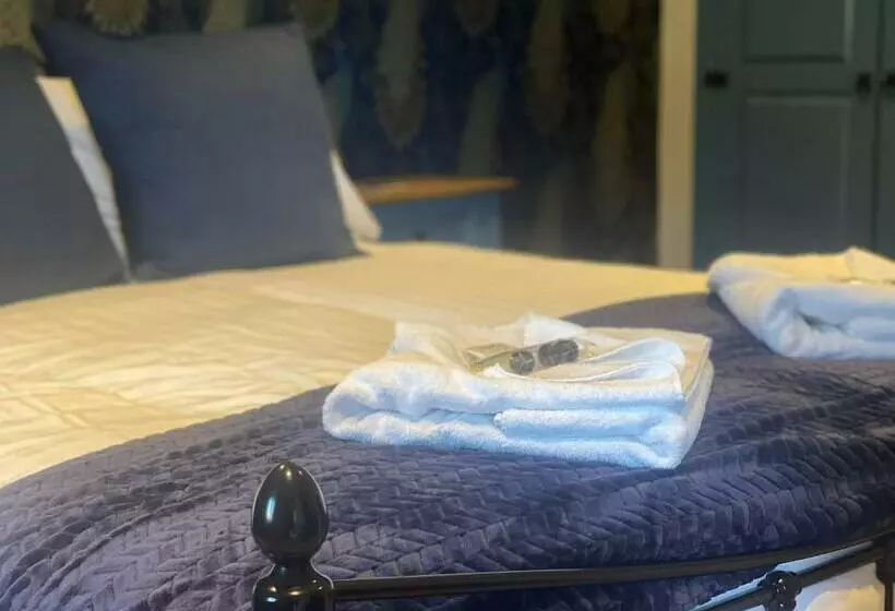 Aamiaismajoitus (B&B) The Pub And Kitchen Brandon Village