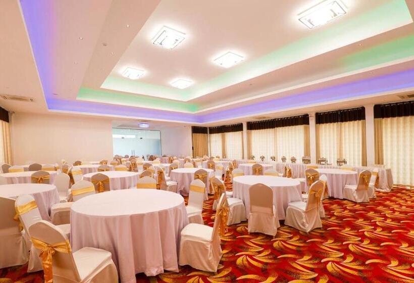 Hotel Ganthera Kandy