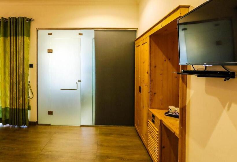 Hotel Ganthera Kandy