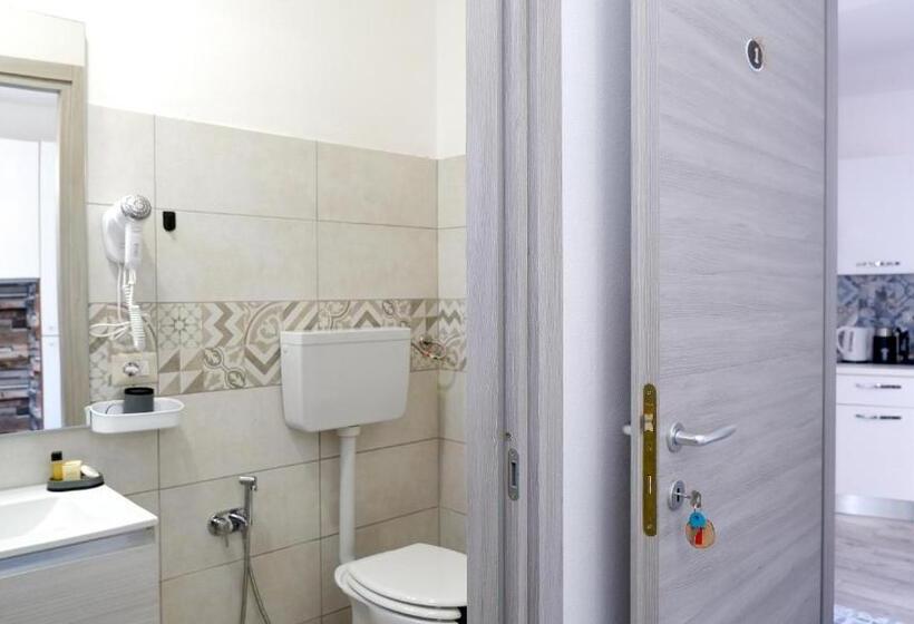 膳宿费 Affittacamere Agorà