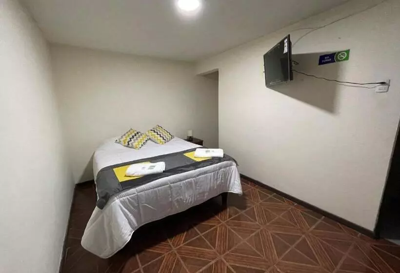 Majatalo Hostal Cecil +