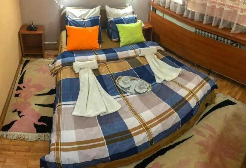 پانسیون Room In Guest Room   Hotel Square Macedonia