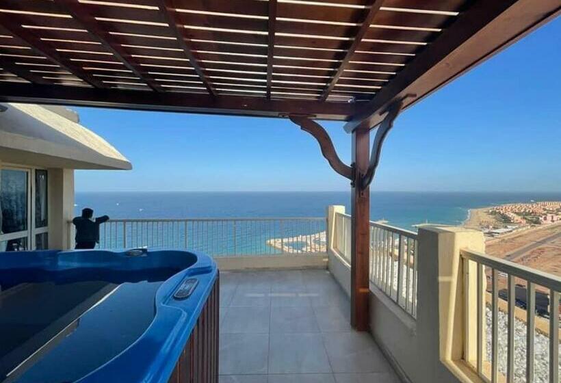 Amazing Sea View Pentahouse Apartment In Pyramids Porto El Sokhna