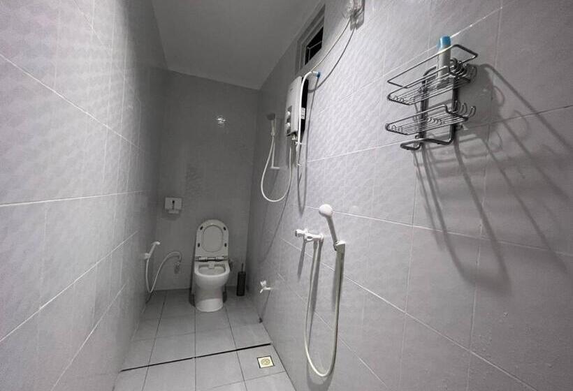 تختخواب و صبحانه Raalhu Dhangethi