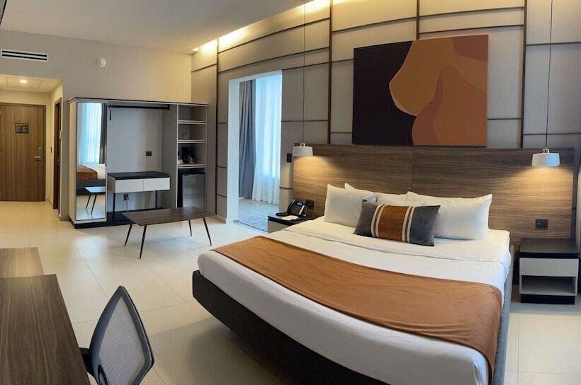 Otel Casino Vía Dorada