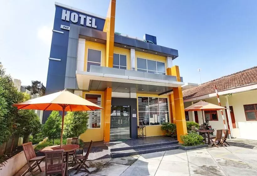 Hotelli Oyo Flagship 90973  Karunia Pkpri Grobogan