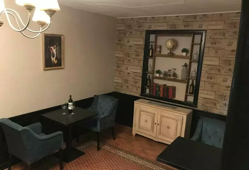 ペンション La Petite Auberge