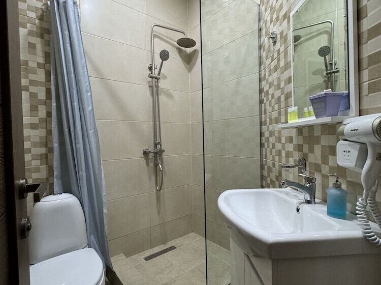 پانسیون Veranda L&g