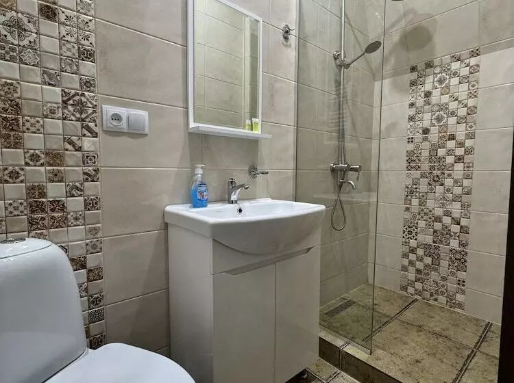 پانسیون Veranda L&g