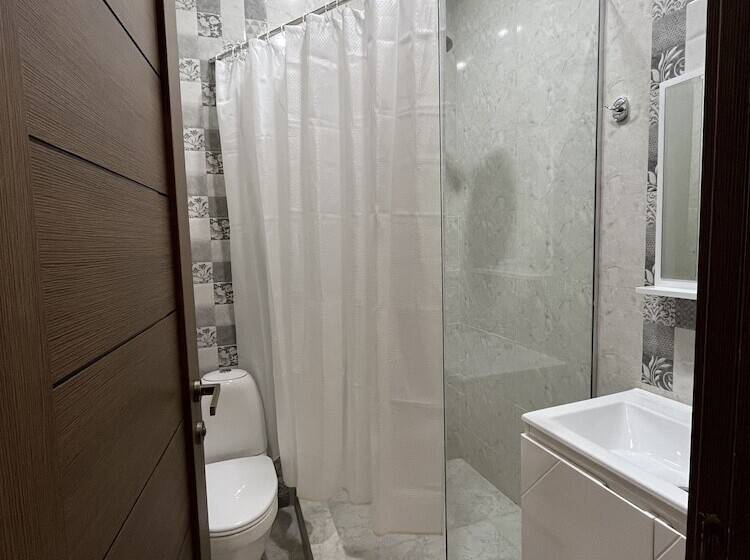 پانسیون Veranda L&g