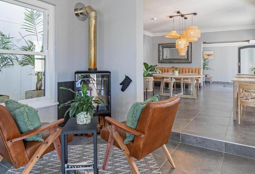 The Salene Hotel & Cottages