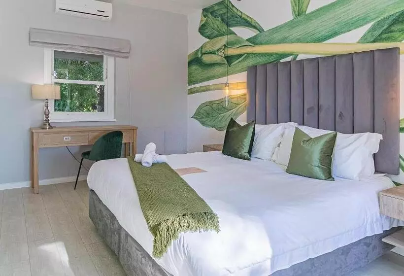 The Salene Hotel & Cottages