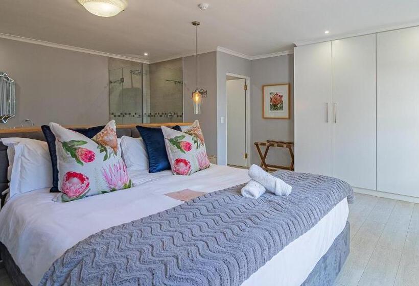 The Salene Hotel & Cottages