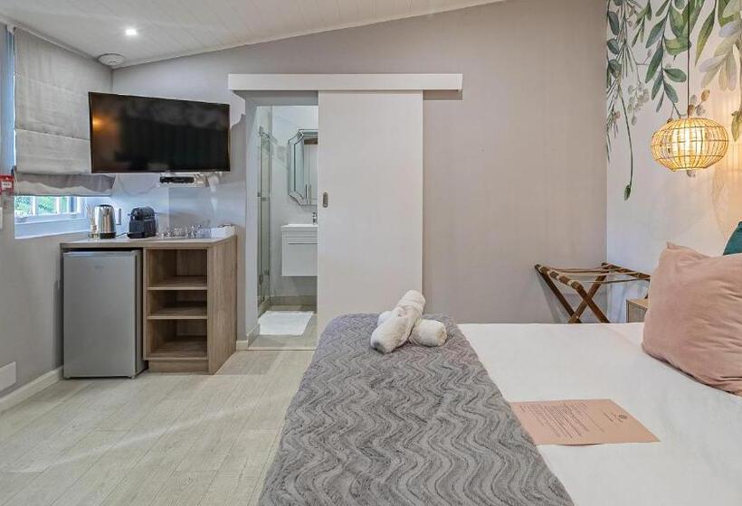 The Salene Hotel & Cottages