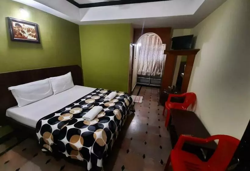 ホテル Caveri Comfort Inn