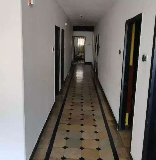 ホテル Caveri Comfort Inn