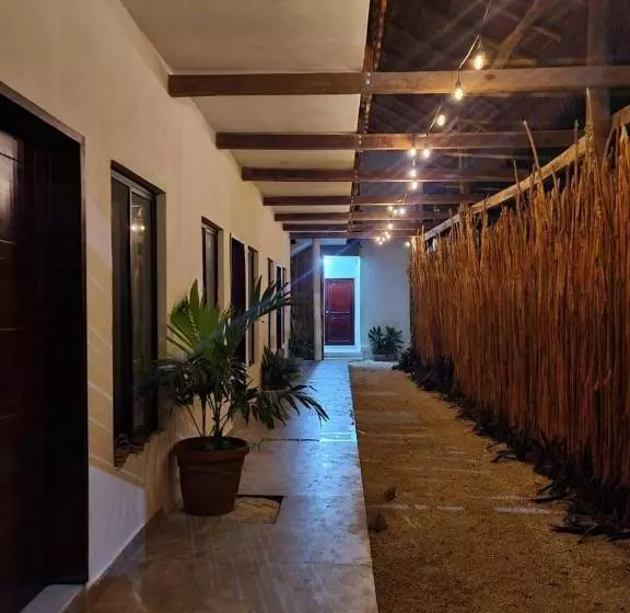 ホテル Soi Bacalar