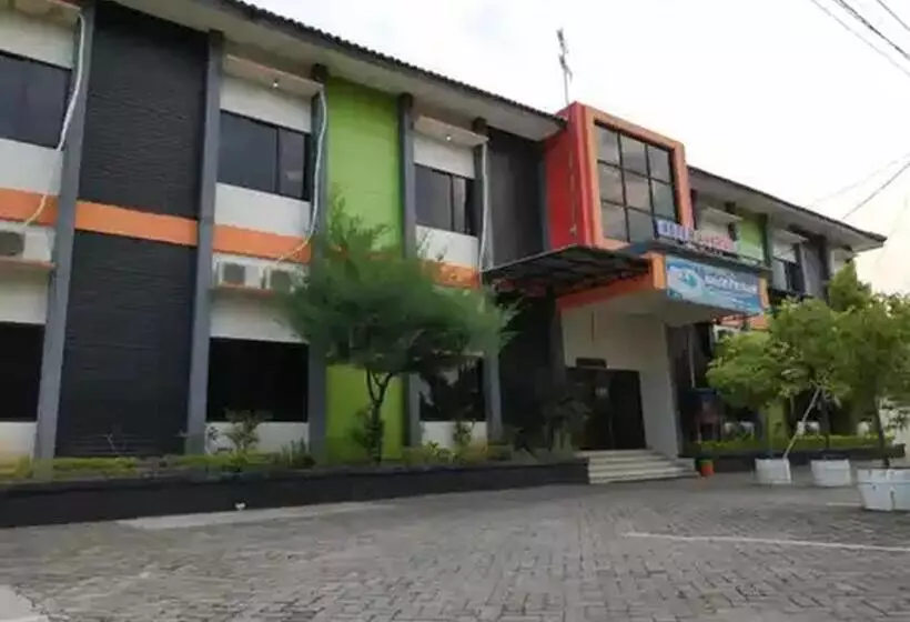 Reddoorz At Hotel Nuansa Ngawi