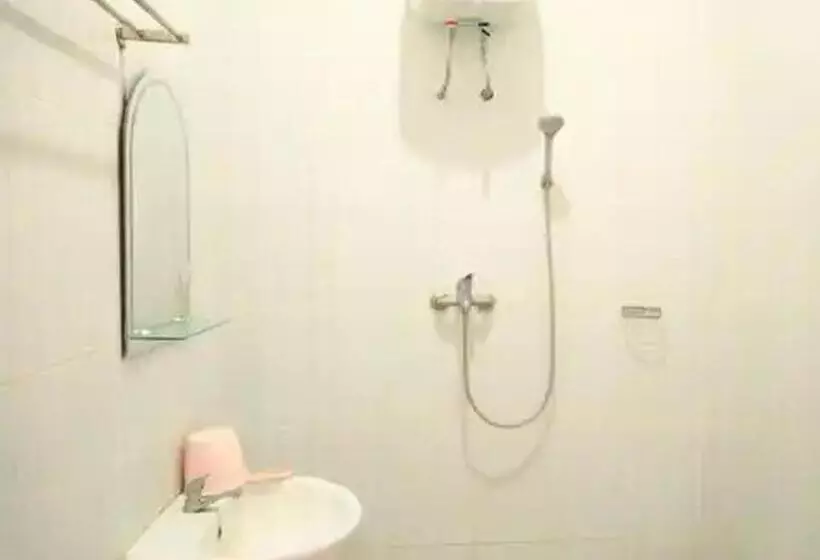 Reddoorz At Hotel Nuansa Ngawi